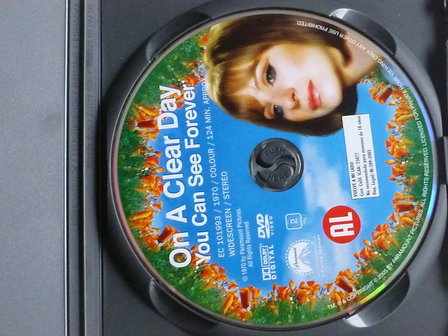 On a Clear Day - Barbra Streisand, Yves Montand (DVD)