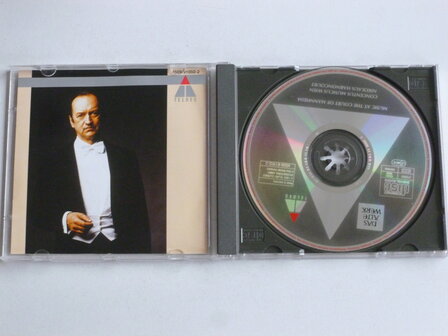 Music at the Court of Mannheim / Nikolaus Harnoncourt