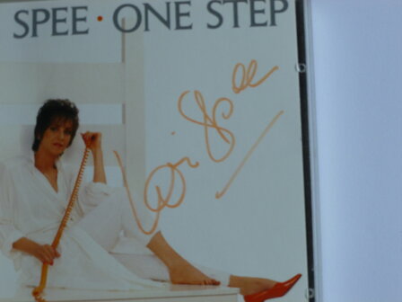 Lori Spee - One Step (gesigneerd 2)