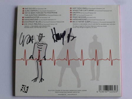 Honey B &amp; T Bones - Alive in Helsinki (gesigneerd)