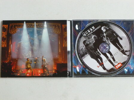 Queen + Adam Lambert - Live Around the World (CD + Blu-ray)