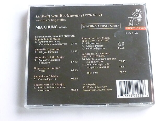 Beethoven - Sonatas & bagatelles / Mia Chung